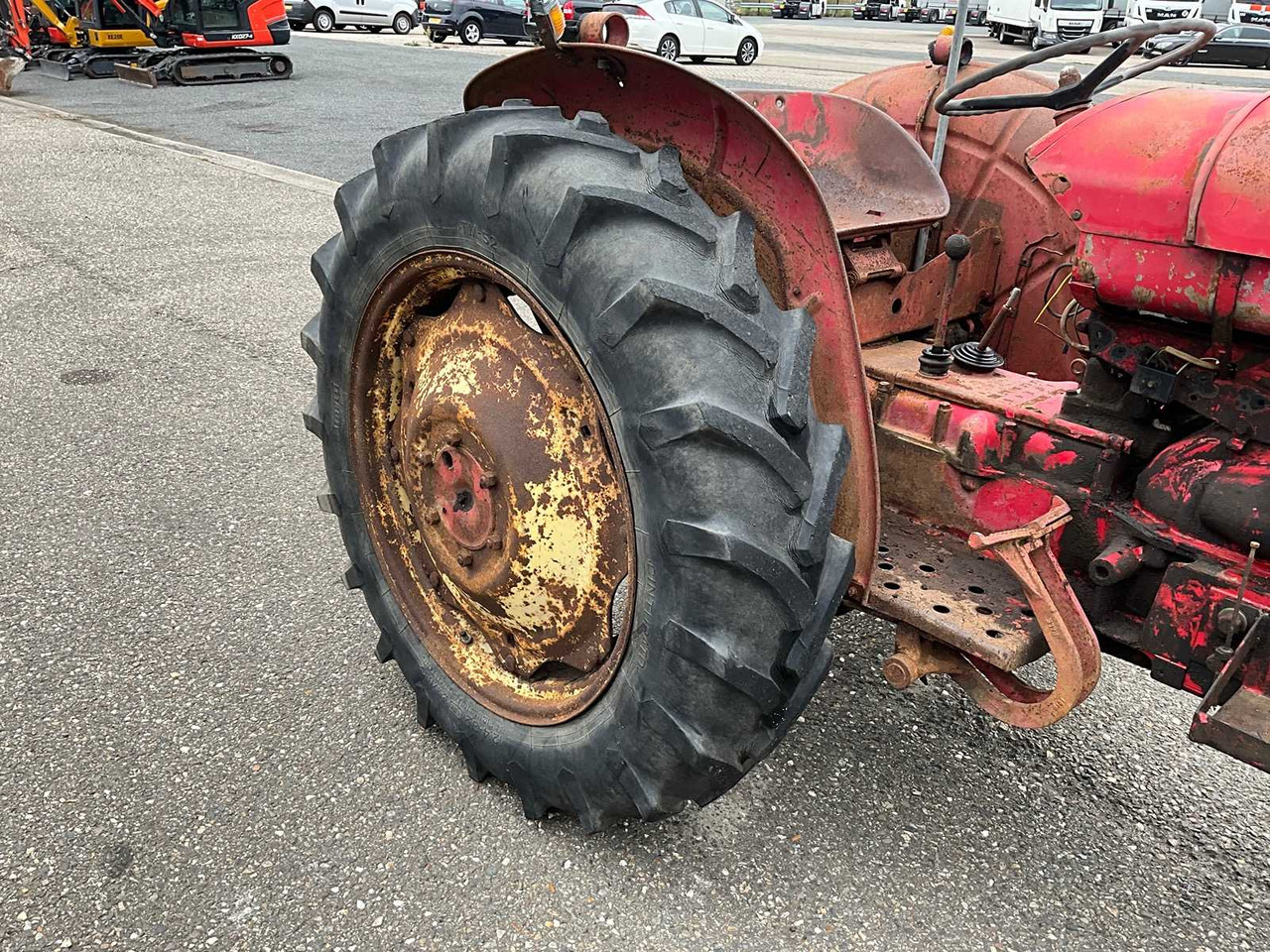 Farm tractor David Brown 950: picture 11 Farm tractor David Brown 950: picture 11
