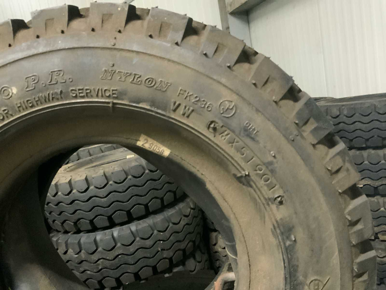 Dunlop - Wheels and tires for Farm tractor: picture 4 Dunlop - Wheels and tires for Farm tractor: picture 4