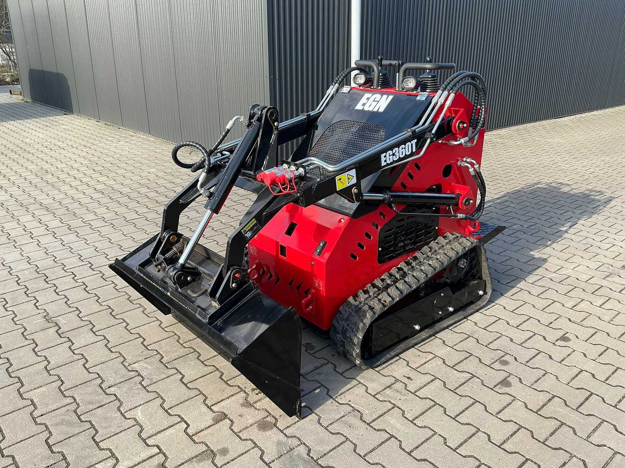 EGN EG360T - Skid steer loader: picture 5 EGN EG360T - Skid steer loader: picture 5