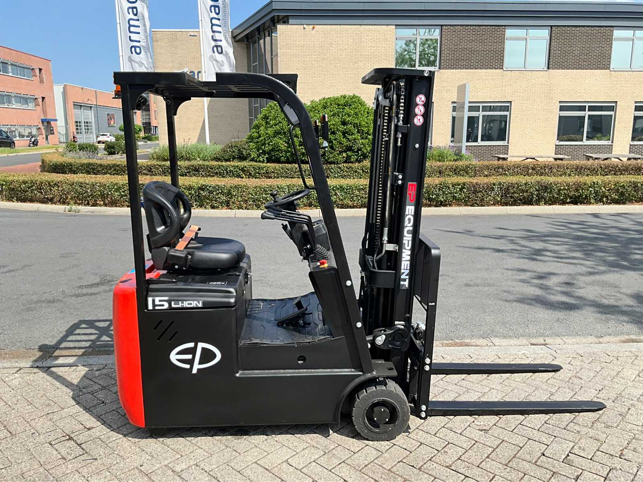 Forklift EP EFS 151 - 4.35 METER TRIPLEX, LI-ION, FREE-LIFT, SIDE-SHIFT - FORKLIFT: picture 7
