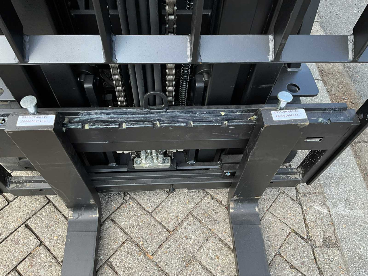 Forklift EP EFS 151 - 4.35 METER TRIPLEX, LI-ION, FREE-LIFT, SIDE-SHIFT - FORKLIFT: picture 12