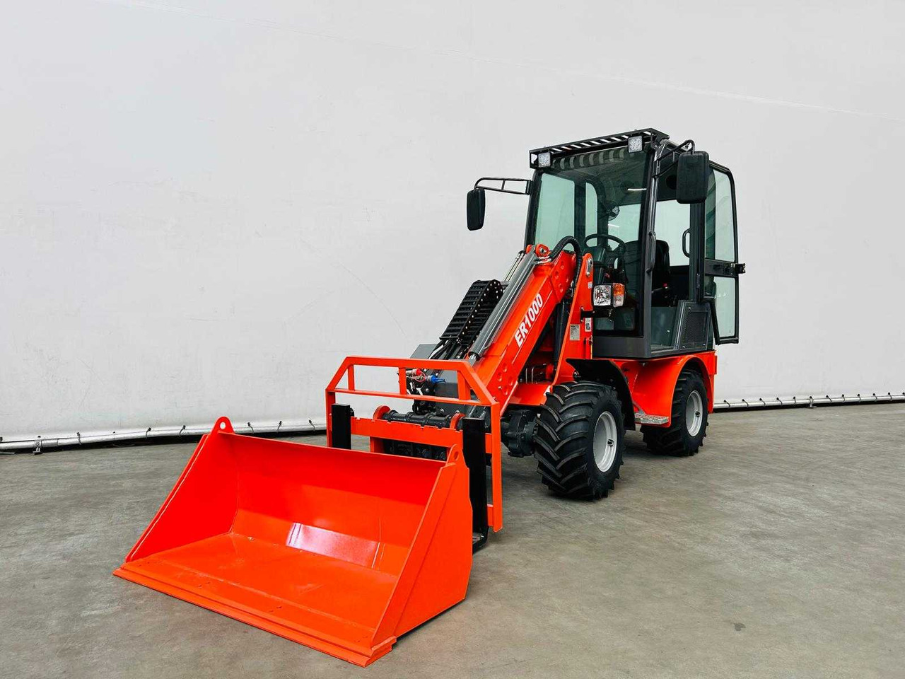 Wheel loader EVERUN - 2025 - ER1000 - TELESCOPIC ARTICULATED WHEEL LOADER KUBOTA EURO5: picture 14 Wheel loader EVERUN - 2025 - ER1000 - TELESCOPIC ARTICULATED WHEEL LOADER KUBOTA EURO5: picture 14