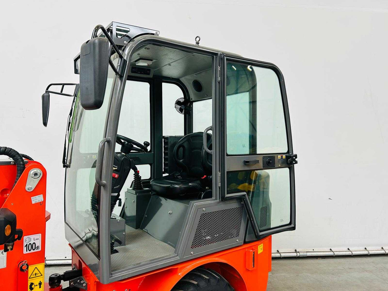 Wheel loader EVERUN - 2025 - ER1000 - TELESCOPIC ARTICULATED WHEEL LOADER KUBOTA EURO5: picture 15 Wheel loader EVERUN - 2025 - ER1000 - TELESCOPIC ARTICULATED WHEEL LOADER KUBOTA EURO5: picture 15