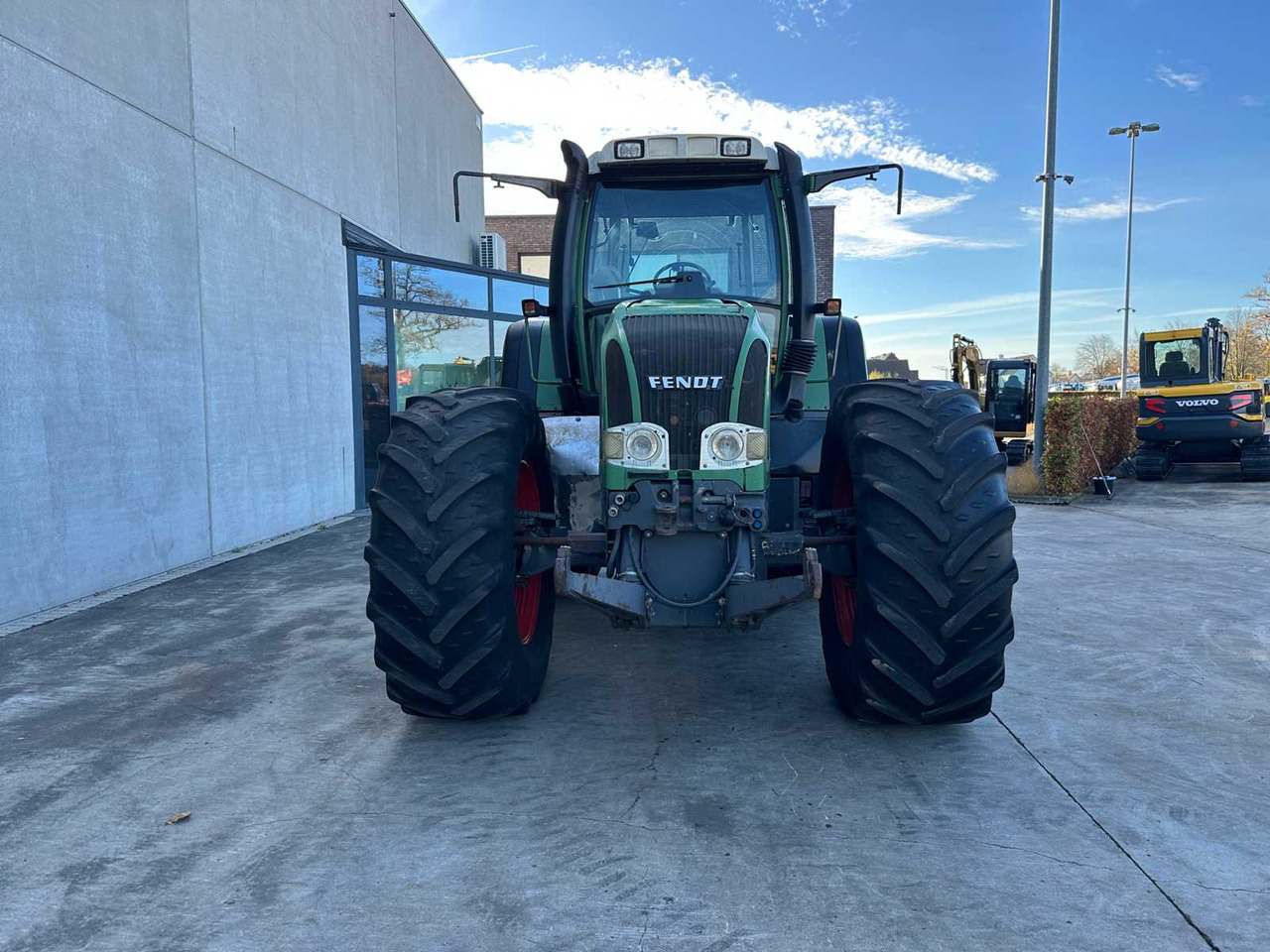 FENDT - 2002 - 926 - FOUR-WHEEL DRIVE AGRICULTURAL TRACTOR - Farm tractor: picture 2 FENDT - 2002 - 926 - FOUR-WHEEL DRIVE AGRICULTURAL TRACTOR - Farm tractor: picture 2
