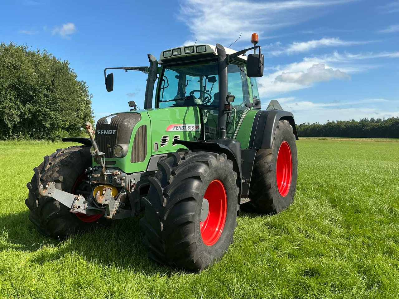Fendt 818 - Farm tractor: picture 1 Fendt 818 - Farm tractor: picture 1