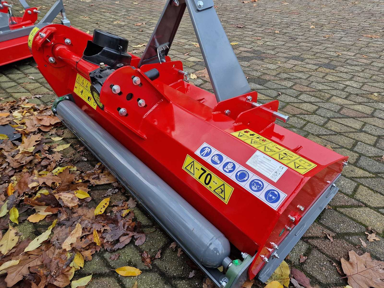 Flail Mower - Mower - 2024 - 125cm - Flail mower/ Mulcher: picture 4 Flail Mower - Mower - 2024 - 125cm - Flail mower/ Mulcher: picture 4