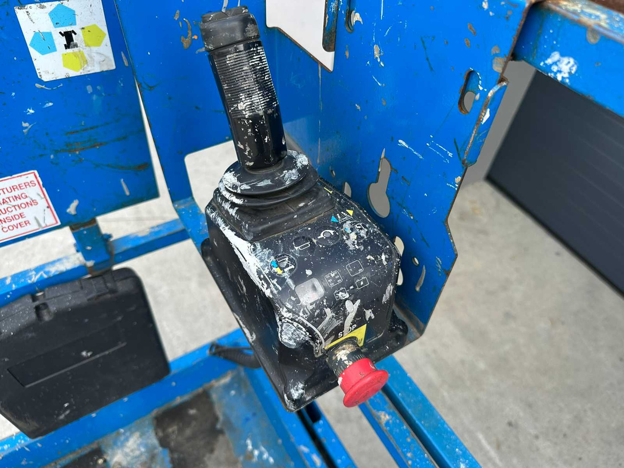 Aerial platform GENIE - GS-2632 - AERIAL WORK PLATFORMS - 2010: picture 11