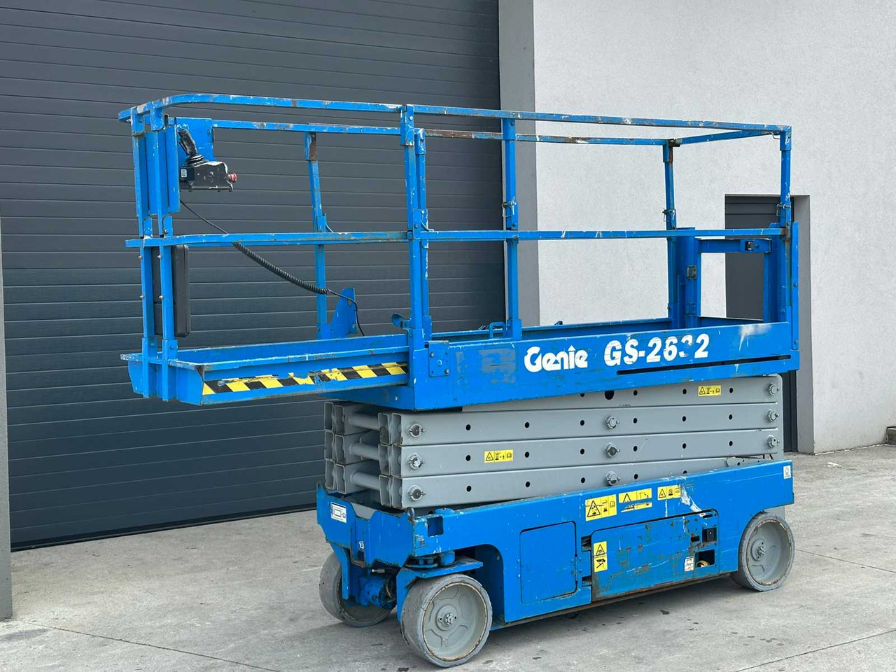 Aerial platform GENIE - GS-2632 - AERIAL WORK PLATFORMS - 2010: picture 8