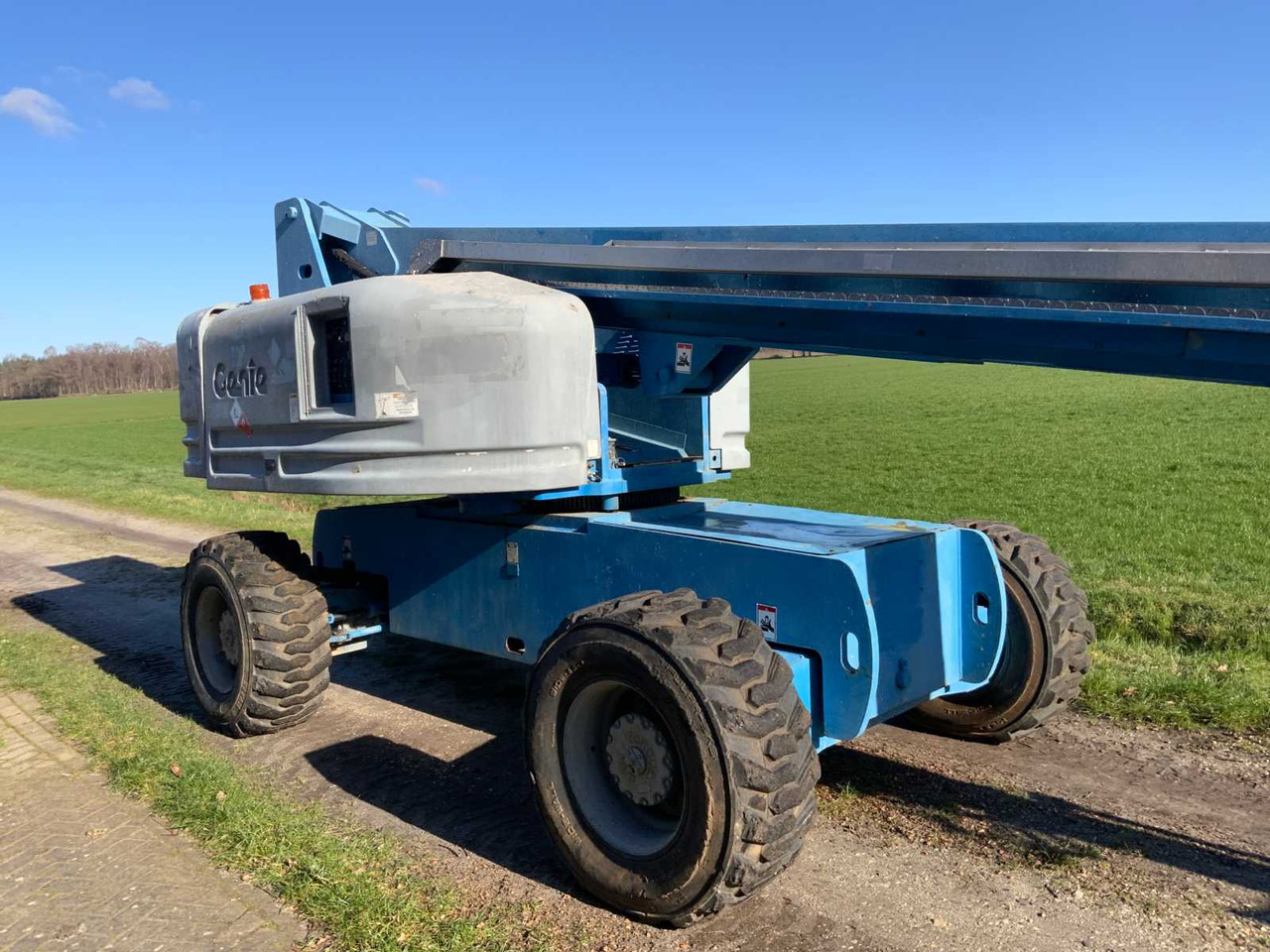 Genie S-65 4WD - Aerial platform: picture 4 Genie S-65 4WD - Aerial platform: picture 4