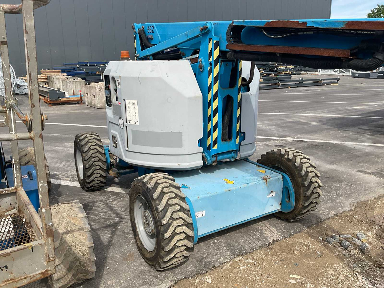 Genie Z-34/22 - Aerial platform: picture 5 Genie Z-34/22 - Aerial platform: picture 5