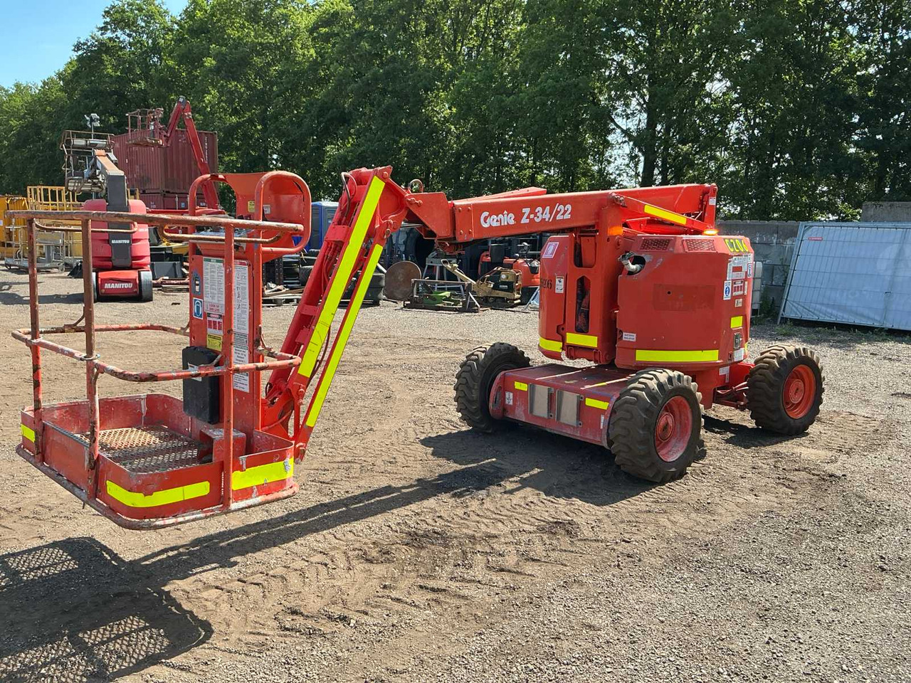 Genie Z34–22 - Aerial platform: picture 2 Genie Z34–22 - Aerial platform: picture 2