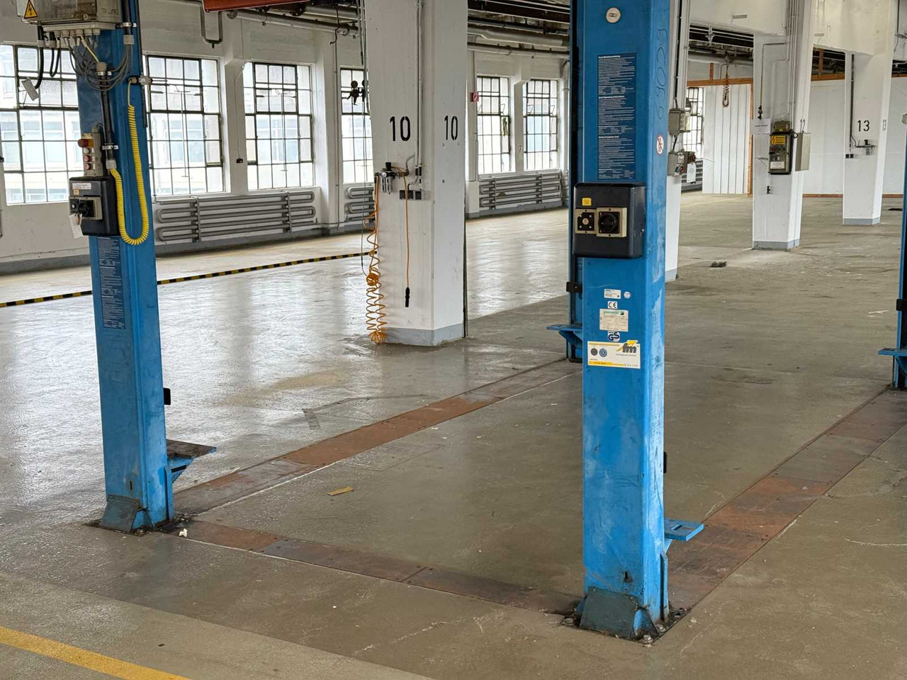 HOFMANN DUOLIFT GTE 2500 4-POST LIFT - Aerial platform: picture 2 HOFMANN DUOLIFT GTE 2500 4-POST LIFT - Aerial platform: picture 2