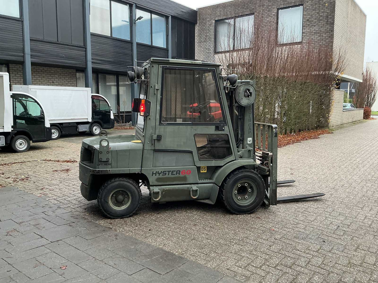 HYSTER - H60XM - FORKLIFT TRUCKS - 2001 - Forklift: picture 5 HYSTER - H60XM - FORKLIFT TRUCKS - 2001 - Forklift: picture 5