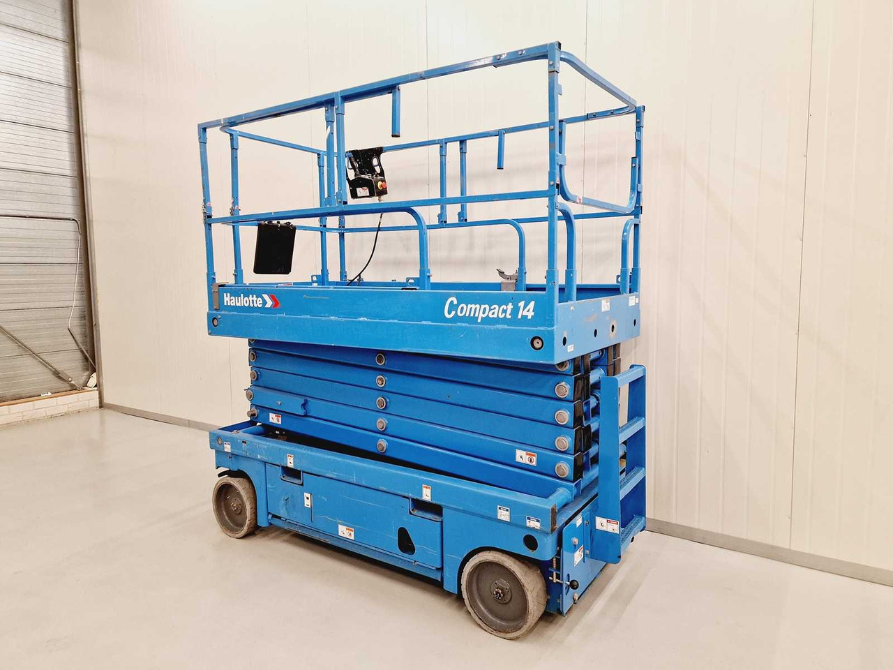 Aerial platform Haulotte Compact 14: picture 7