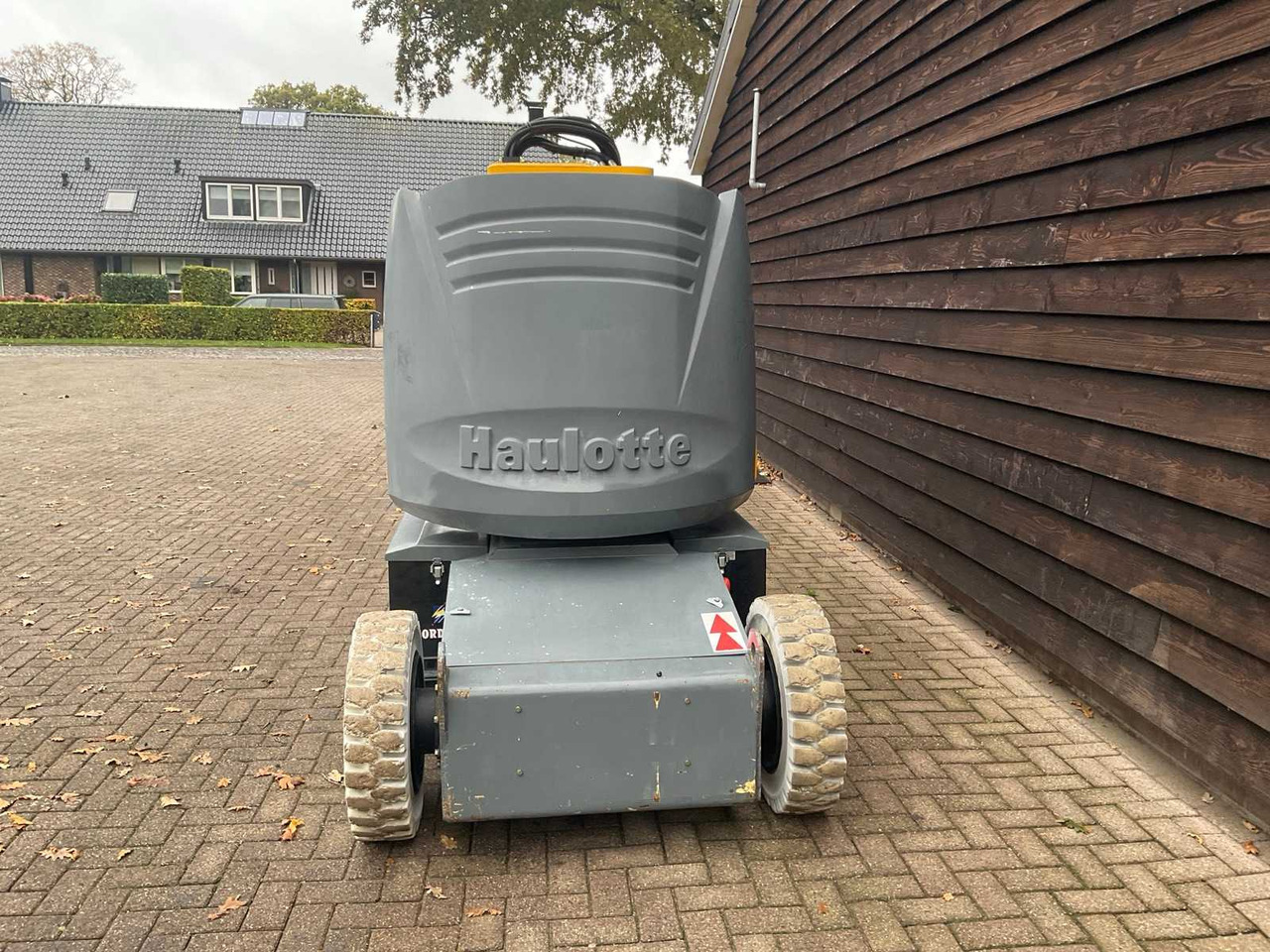 Haulotte HA12IP - Aerial platform: picture 5 Haulotte HA12IP - Aerial platform: picture 5