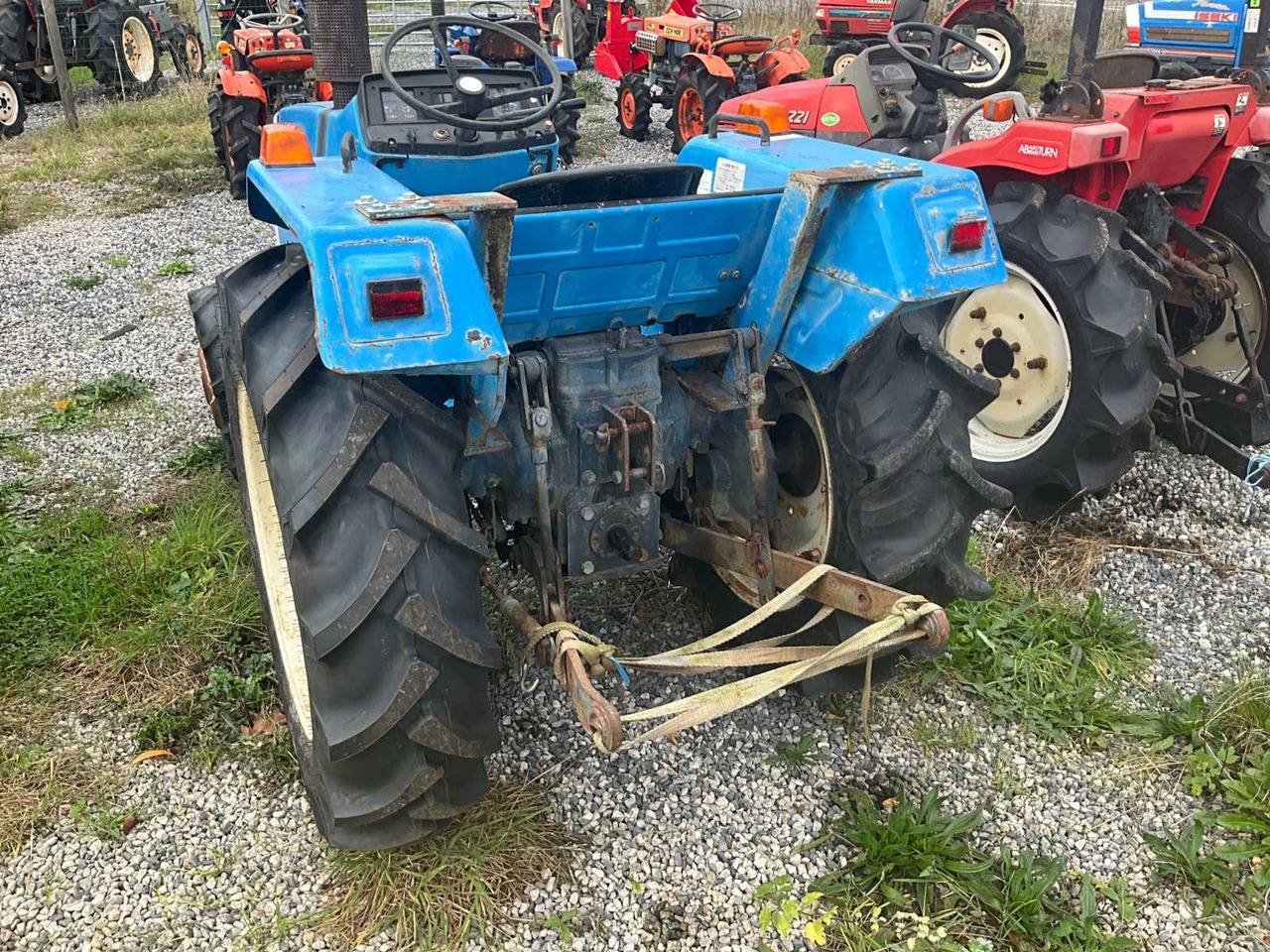 Iseki TU175 - Compact tractor: picture 3 Iseki TU175 - Compact tractor: picture 3