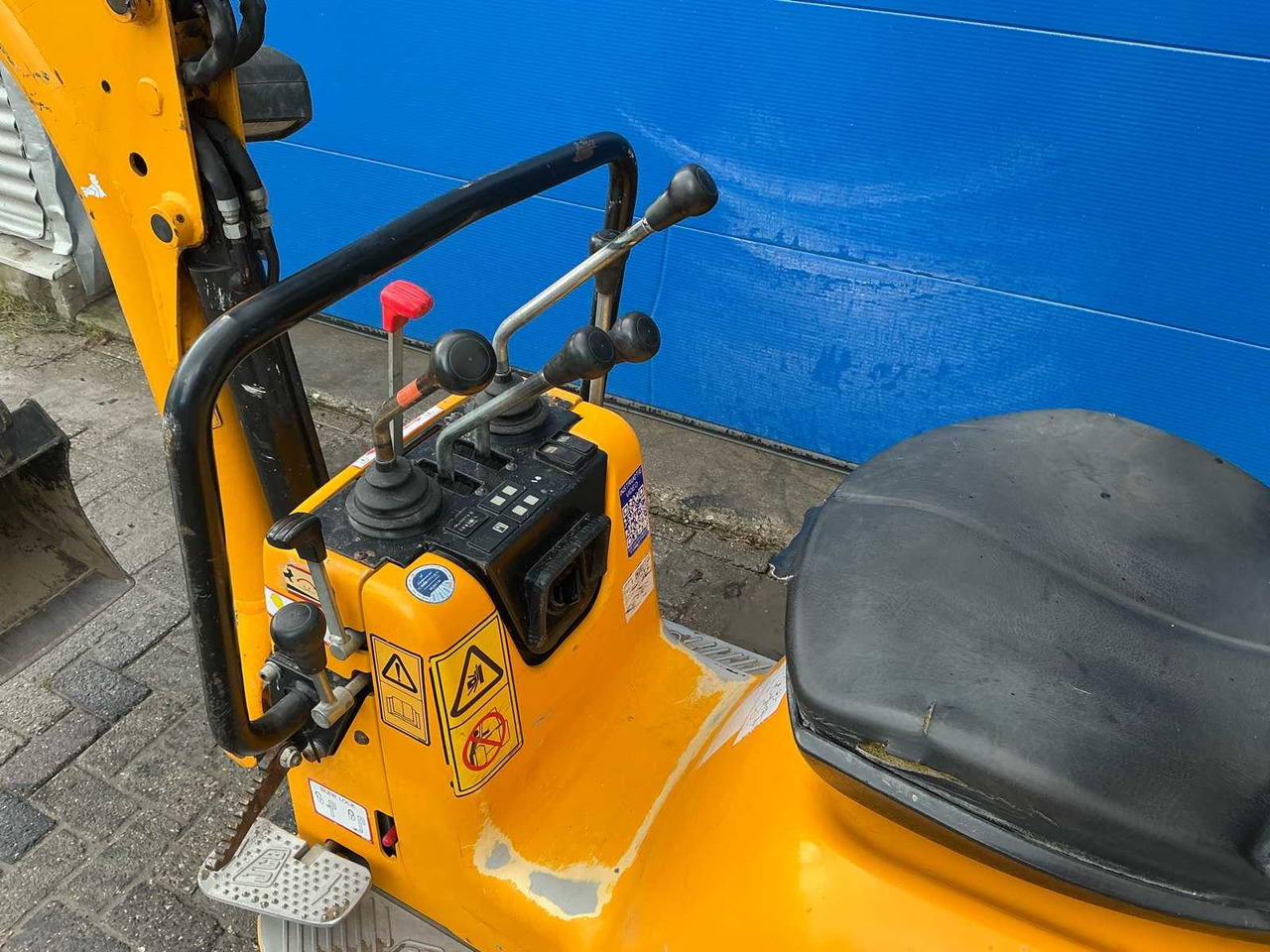 Mini excavator JCB 8008: picture 18 Mini excavator JCB 8008: picture 18