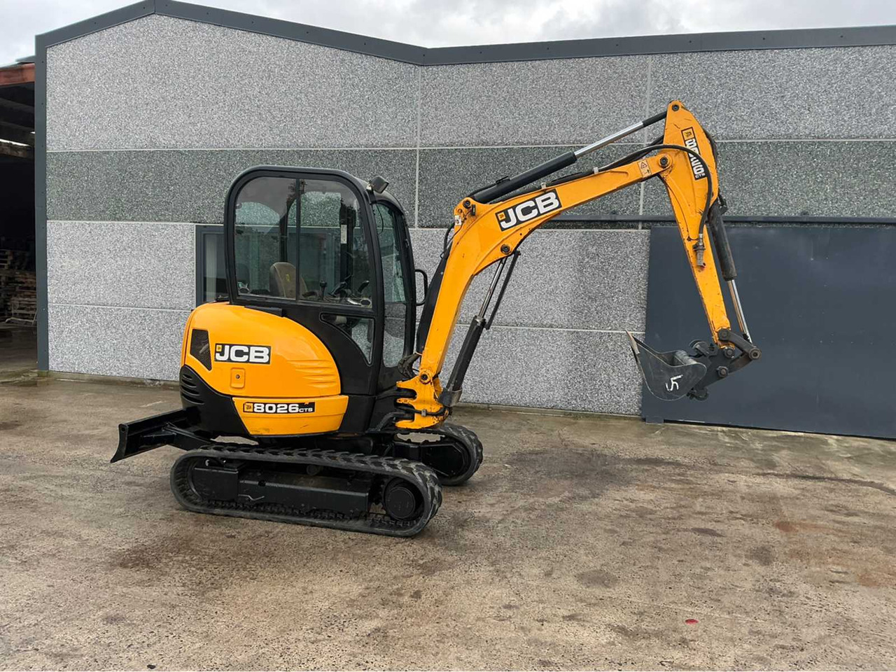 JCB 8026CTS - Mini excavator: picture 2 JCB 8026CTS - Mini excavator: picture 2