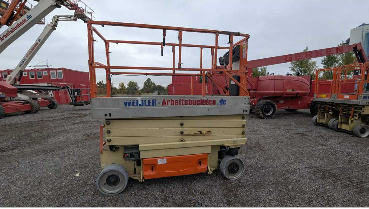 JLG - 2630ES - AERIAL WORK PLATFORMS (NO. 28259) - 2004 - Aerial platform: picture 2 JLG - 2630ES - AERIAL WORK PLATFORMS (NO. 28259) - 2004 - Aerial platform: picture 2