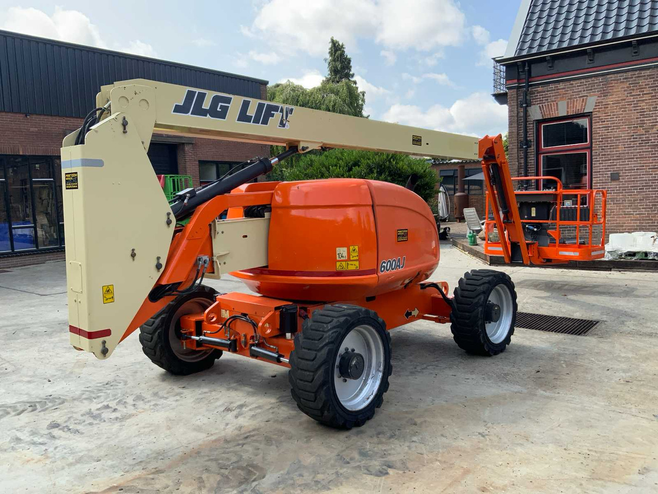 JLG 600AJ - Aerial platform: picture 1 JLG 600AJ - Aerial platform: picture 1