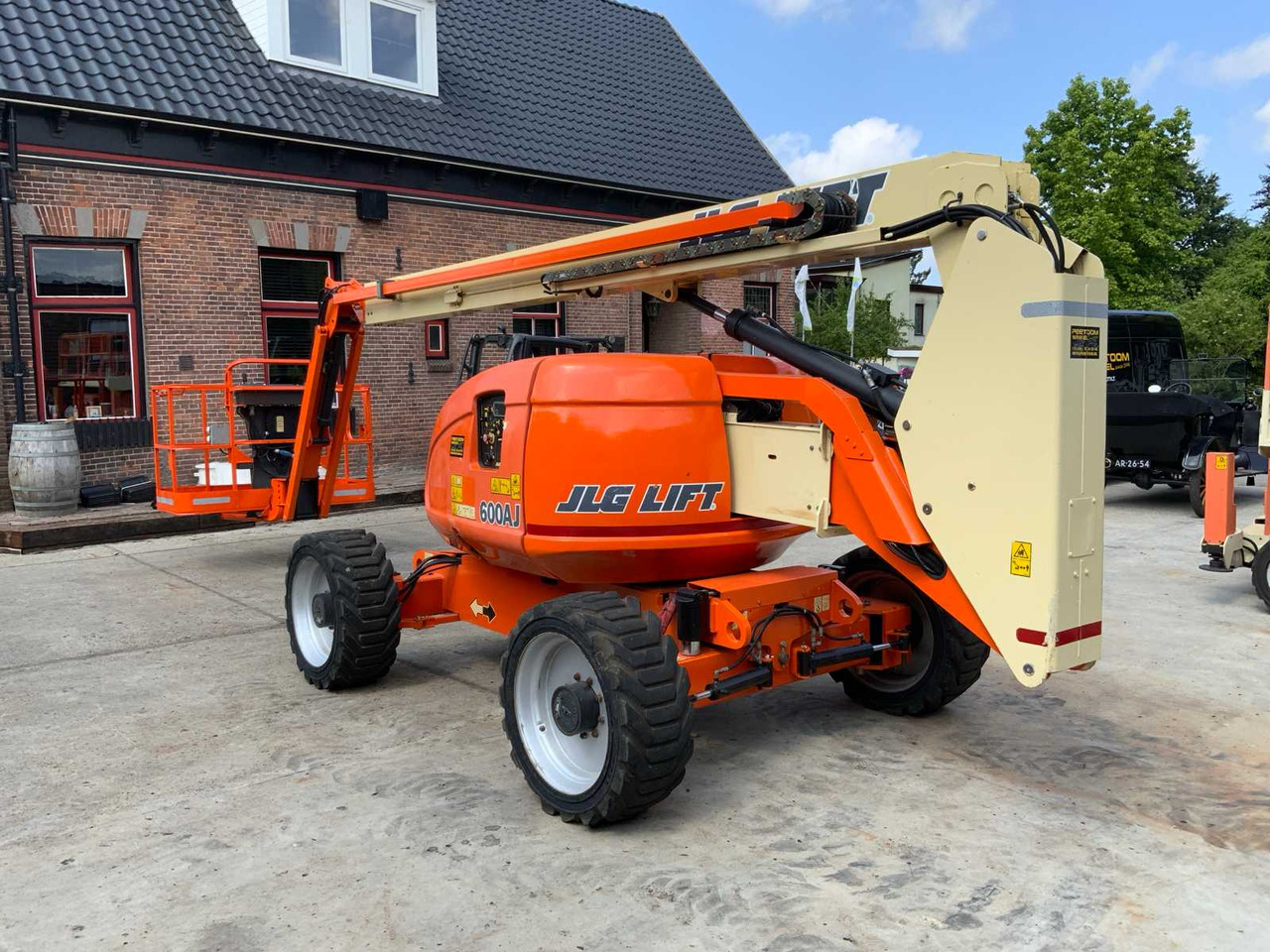 JLG 600AJ - Aerial platform: picture 2 JLG 600AJ - Aerial platform: picture 2