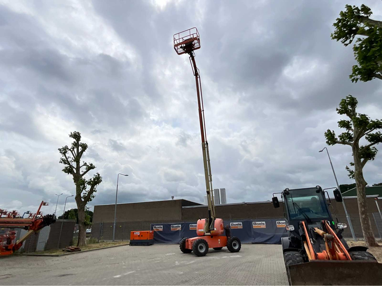 JLG 660SJZ - Aerial platform: picture 1 JLG 660SJZ - Aerial platform: picture 1