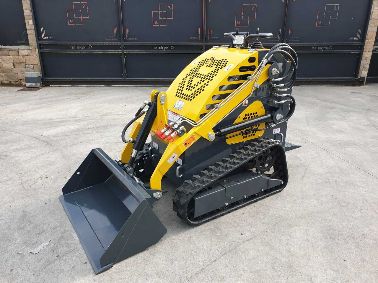 JPC - Wheel loader: picture 1 JPC - Wheel loader: picture 1