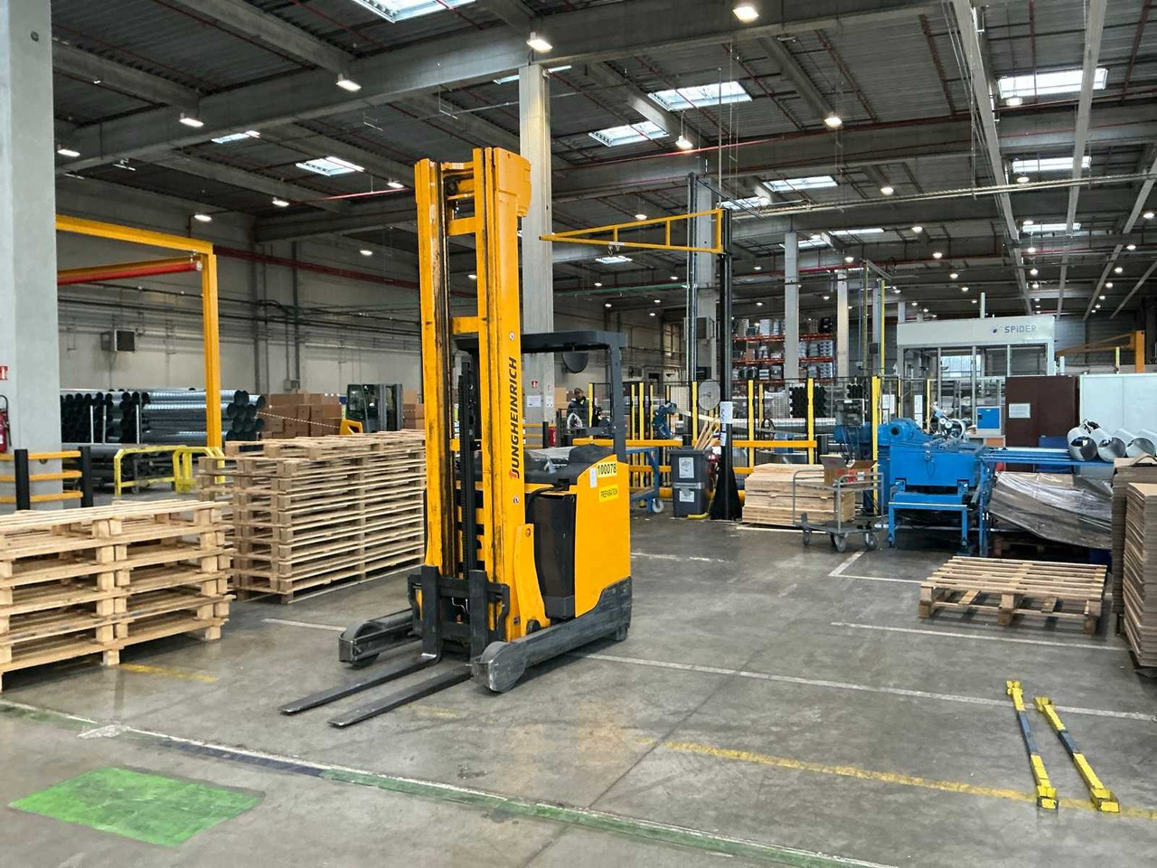 JUNGHEINRICH - 2014 - ETV214 - FORKLIFT - Forklift: picture 1 JUNGHEINRICH - 2014 - ETV214 - FORKLIFT - Forklift: picture 1