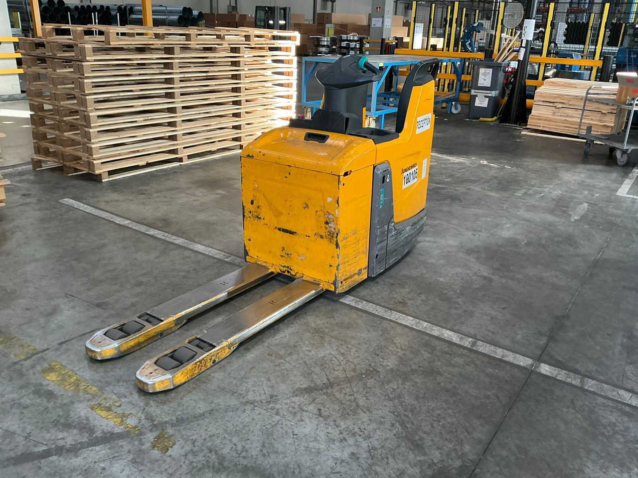 JUNGHEINRICH - 2018 - ERE 225 - FORKLIFT - Forklift: picture 1 JUNGHEINRICH - 2018 - ERE 225 - FORKLIFT - Forklift: picture 1