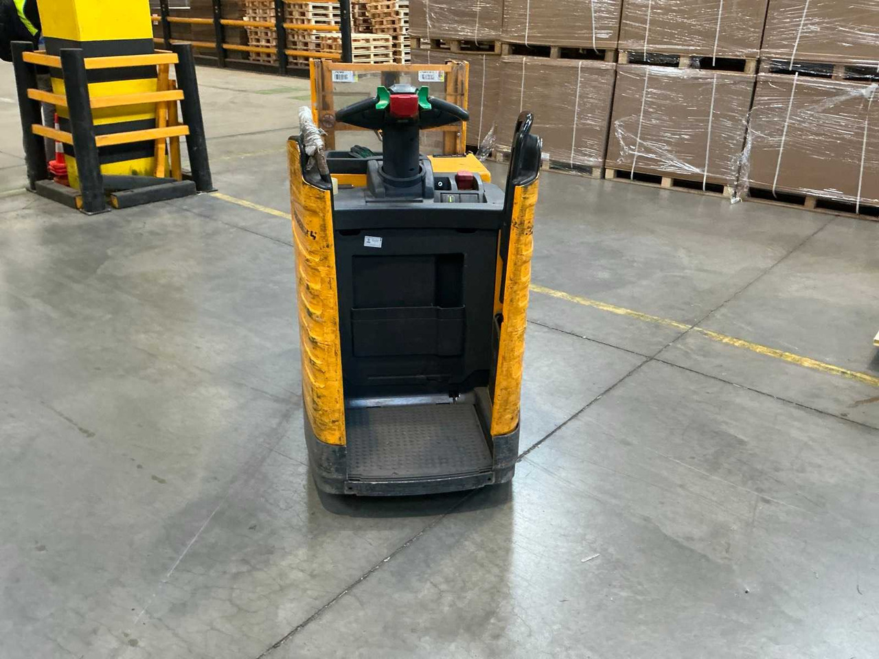 JUNGHEINRICH FORKLIFT - Forklift: picture 5 JUNGHEINRICH FORKLIFT - Forklift: picture 5