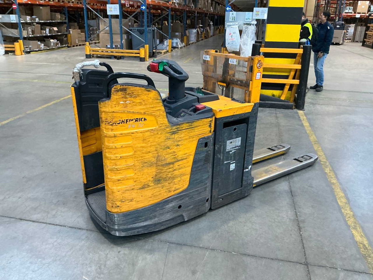 JUNGHEINRICH FORKLIFT - Forklift: picture 4 JUNGHEINRICH FORKLIFT - Forklift: picture 4