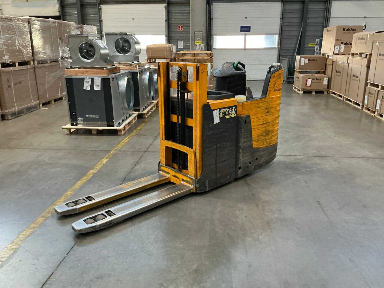 JUNGHEINRICH FORKLIFT - Forklift: picture 1 JUNGHEINRICH FORKLIFT - Forklift: picture 1