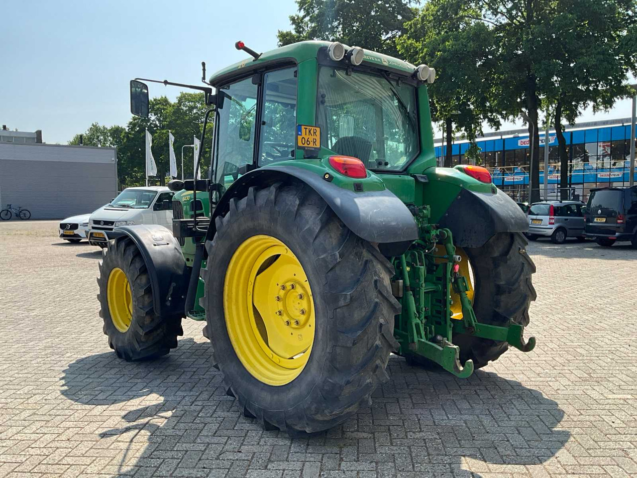 John Deere 6430 Premium - Farm tractor: picture 4 John Deere 6430 Premium - Farm tractor: picture 4