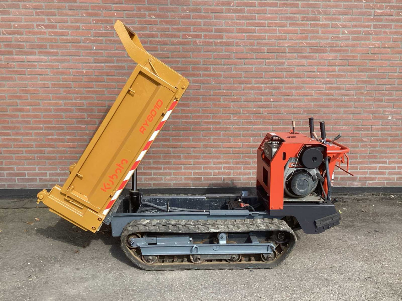 KUBOTA RY 601 D - Dumper: picture 5 KUBOTA RY 601 D - Dumper: picture 5