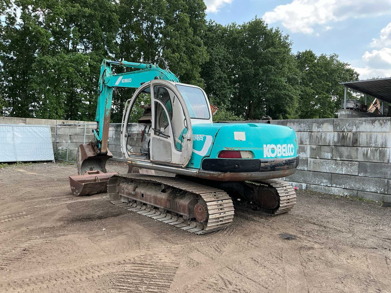Kobelco SK100 - Crawler excavator: picture 3 Kobelco SK100 - Crawler excavator: picture 3