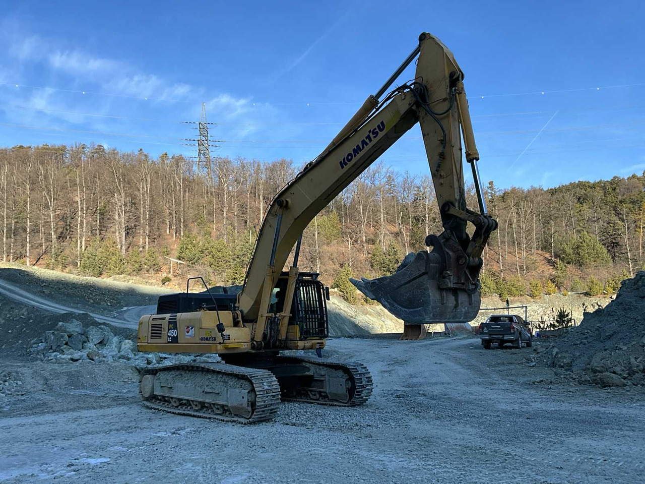 Crawler excavator Komatsu PC450LC: picture 8