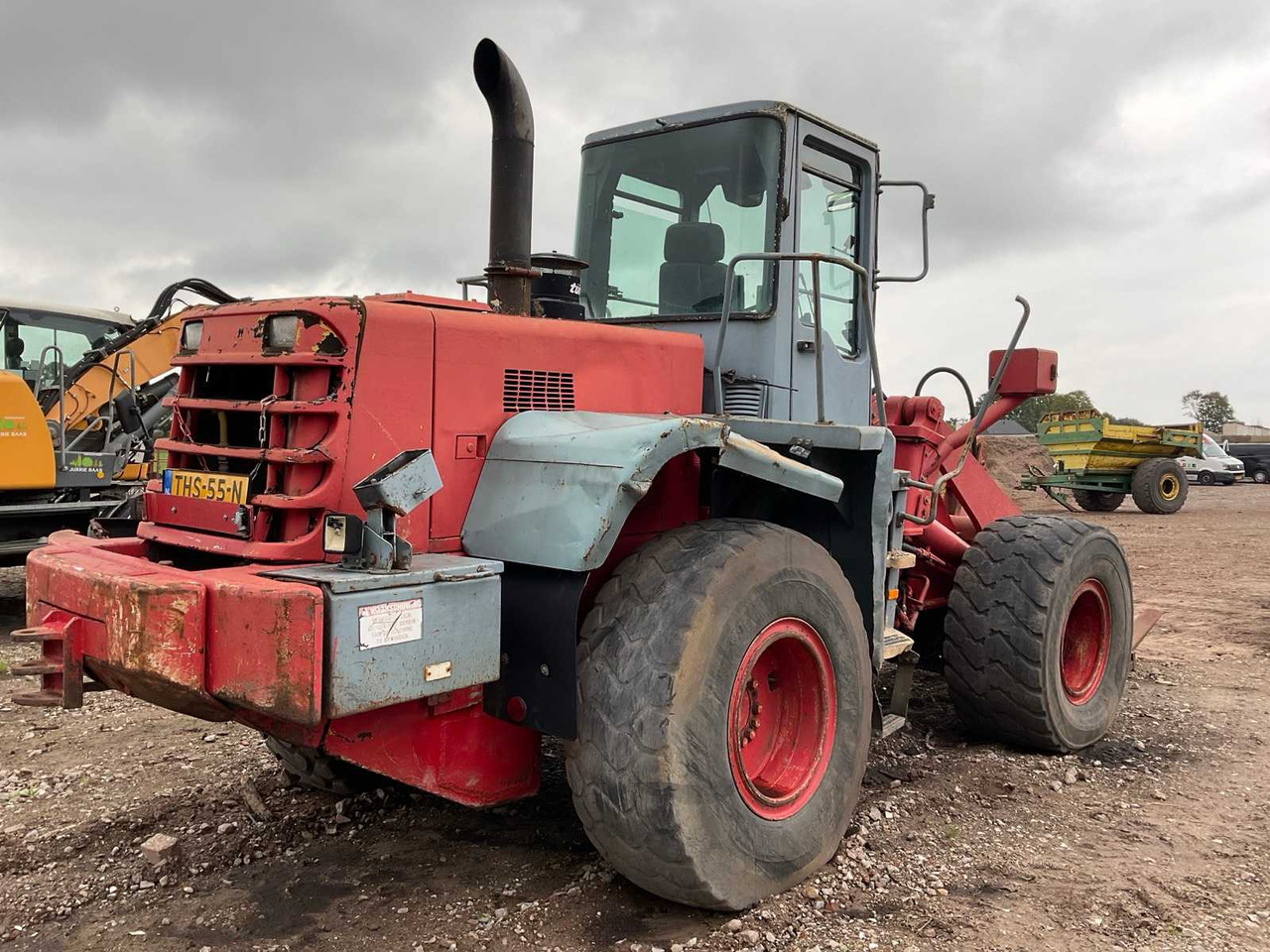 Komatsu WH320-3H - Wheel loader: picture 3 Komatsu WH320-3H - Wheel loader: picture 3