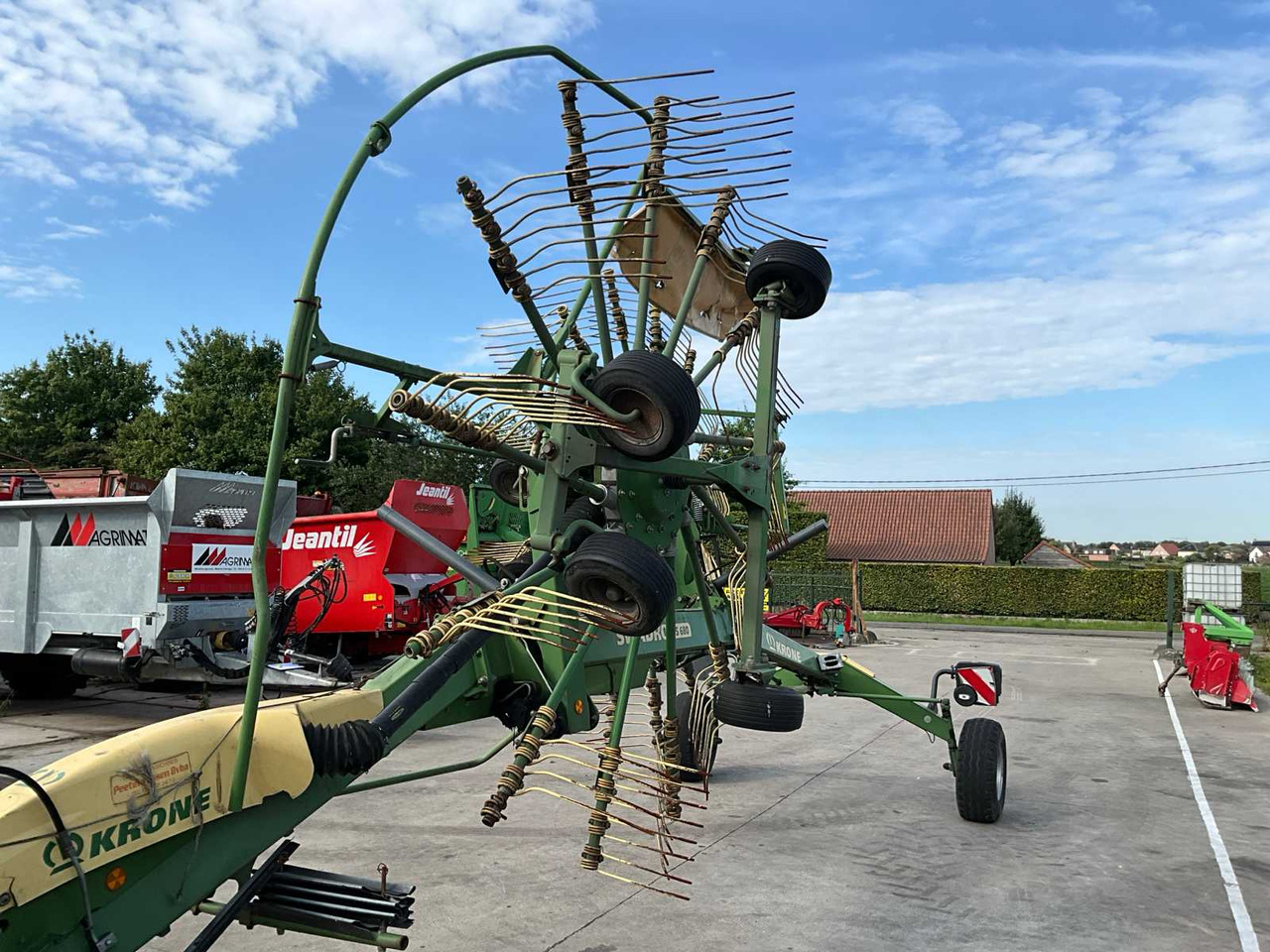 Hay and forage equipment Krone Swadro TS 680: picture 10