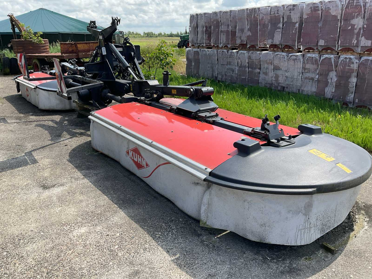 Kuhn Drummaster 320F VGFP & 493 VGRP - Flail mower/ Mulcher: picture 2 Kuhn Drummaster 320F VGFP & 493 VGRP - Flail mower/ Mulcher: picture 2
