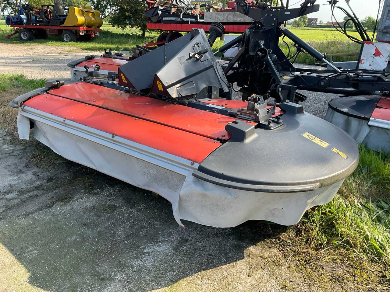 Kuhn Drummaster 320F VGFP & 493 VGRP - Flail mower/ Mulcher: picture 4 Kuhn Drummaster 320F VGFP & 493 VGRP - Flail mower/ Mulcher: picture 4
