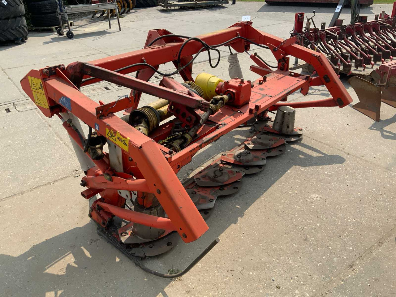 Kuhn - Flail mower/ Mulcher: picture 2 Kuhn - Flail mower/ Mulcher: picture 2