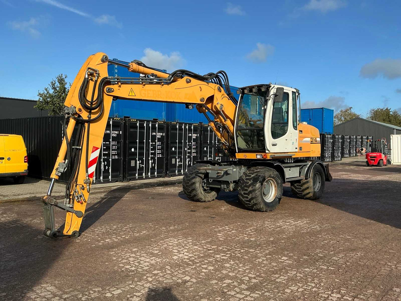 LIEBHERR A314 WHEELED EXCAVATOR - Wheel excavator: picture 1 LIEBHERR A314 WHEELED EXCAVATOR - Wheel excavator: picture 1