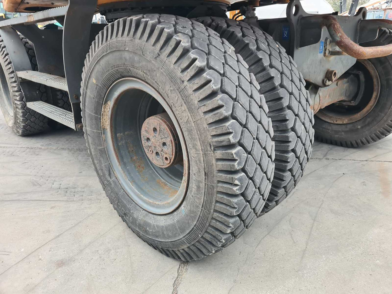 Wheel excavator LIEBHERR - A900C - WHEELED EXCAVATOR - 2006: picture 13