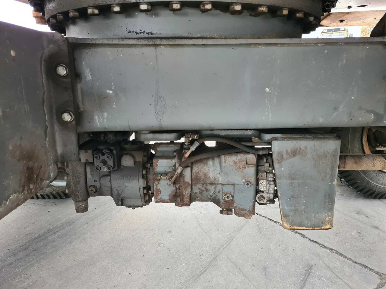 Wheel excavator LIEBHERR - A900C - WHEELED EXCAVATOR - 2006: picture 12