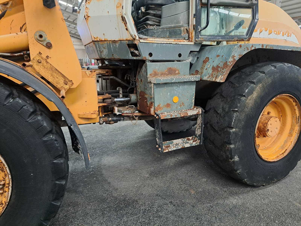 Wheel loader Liebherr L514: picture 15