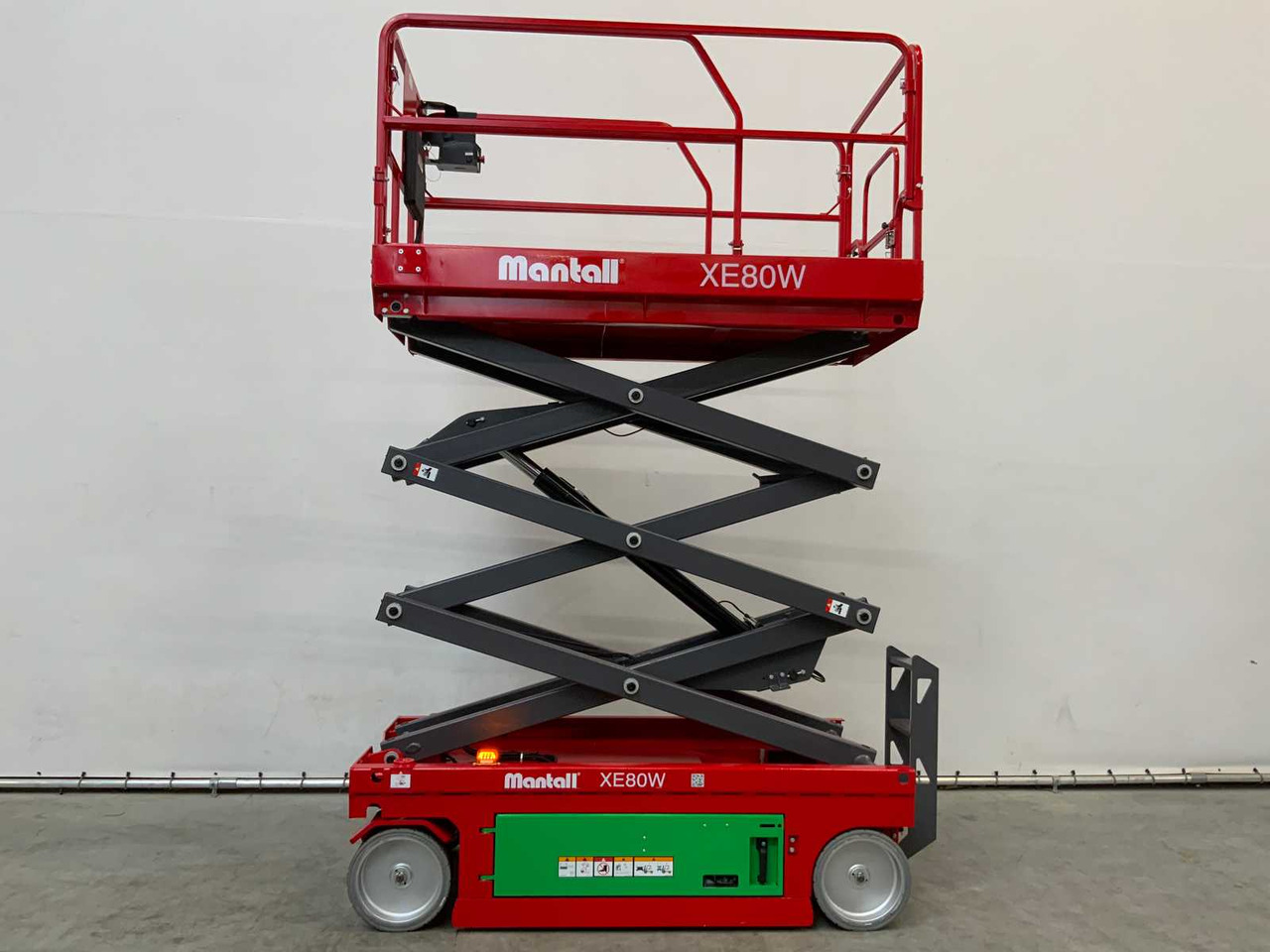 MANTALL - XE80W - SCISSOR LIFT AERIAL PLATFORM 8M - Aerial platform: picture 4 MANTALL - XE80W - SCISSOR LIFT AERIAL PLATFORM 8M - Aerial platform: picture 4