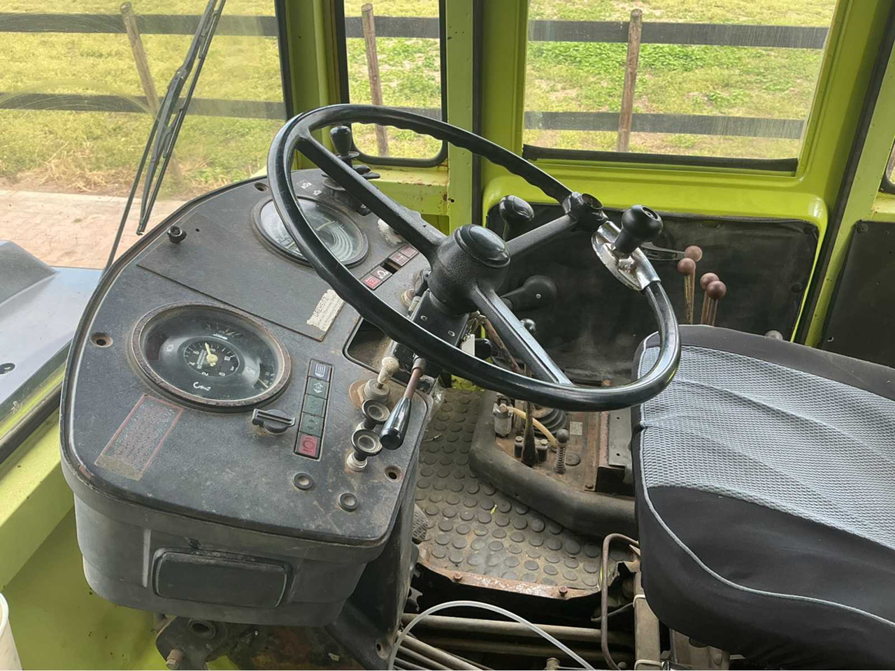 Farm tractor MB Trac 443 Tractor / 1300: picture 17