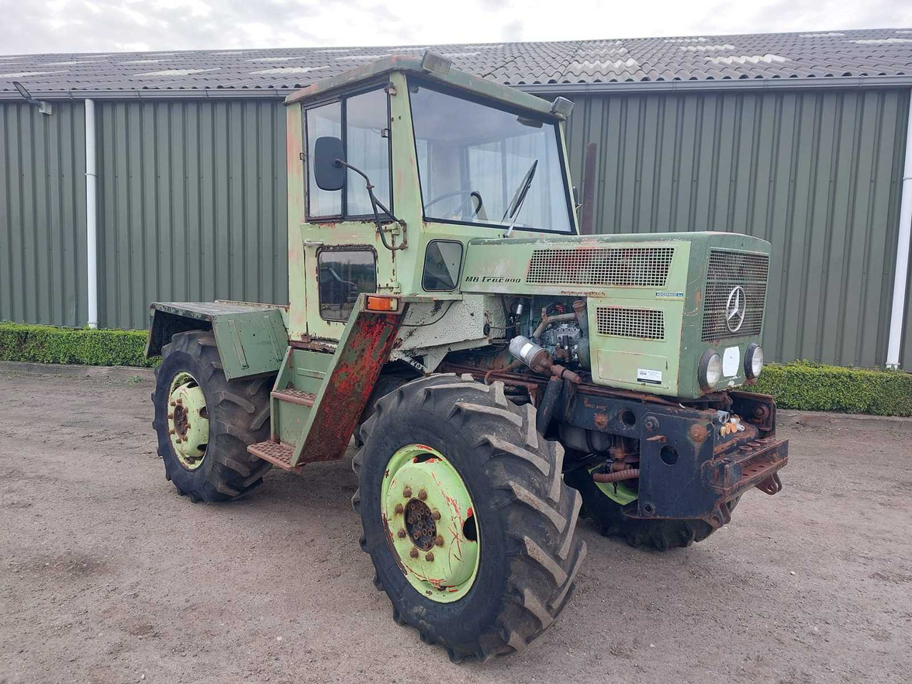 Farm tractor MB Trac 800: picture 9