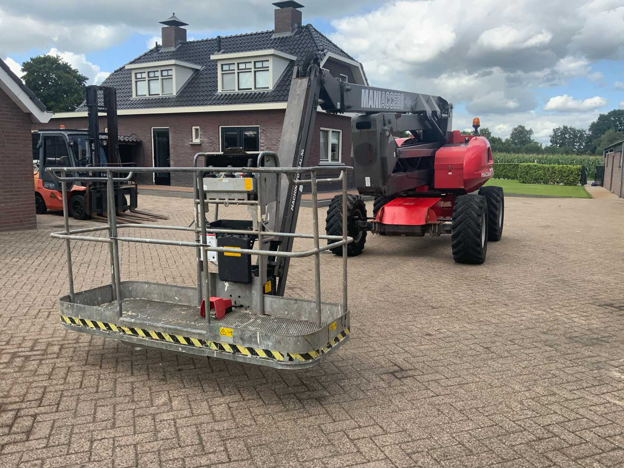 Manitou 200ATJ - Aerial platform: picture 1 Manitou 200ATJ - Aerial platform: picture 1