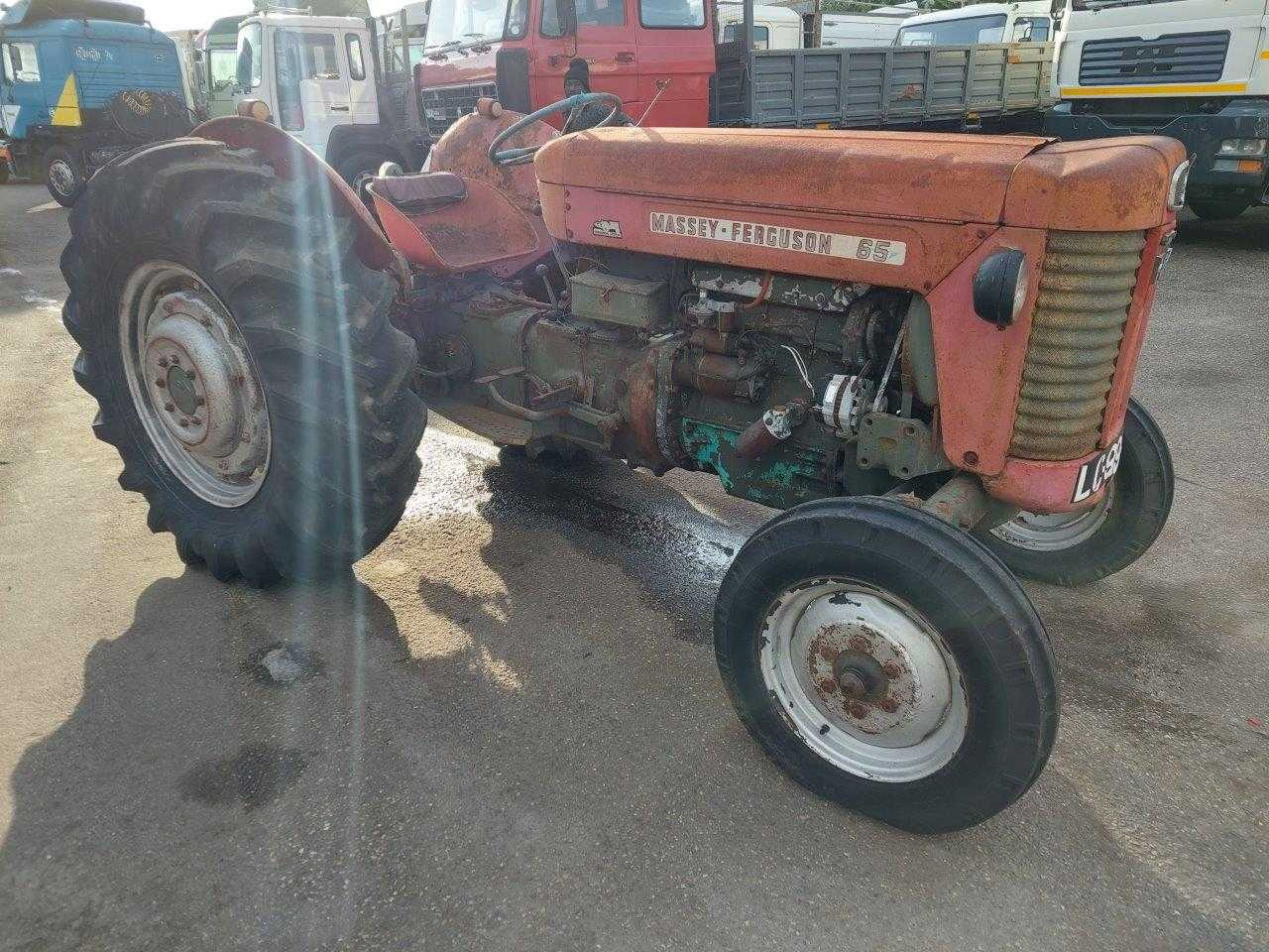Massey Ferguson 65 - Farm tractor: picture 3 Massey Ferguson 65 - Farm tractor: picture 3